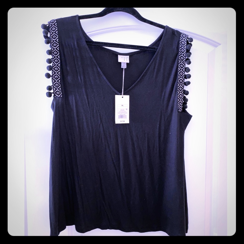 Aztec black and white shirt